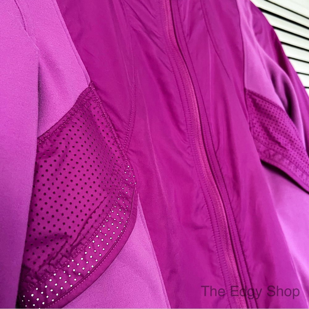 lululemon athletica | Kanto Catch Me Run Jacket Ultra Violet - Picture 2 of 6